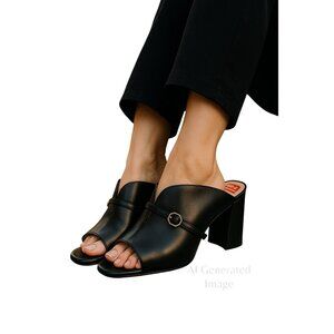 Louise Et Cie KIMBA Black Leather Dip Topline Covered Heel Slide Sandal Sz 7.5 M